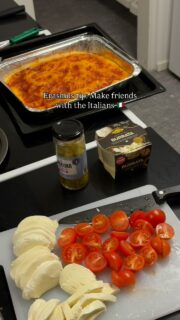 Someone has to make the carbonara 🤌🏼

#studyabroad #italianfood #erasmus #exchange #carbonara
